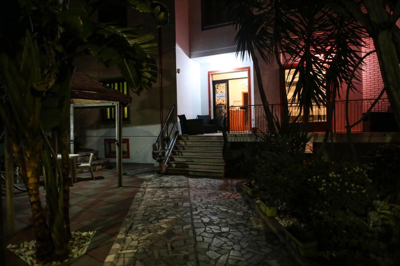 Hotel I Colori SantʼAntìoco Exterior foto